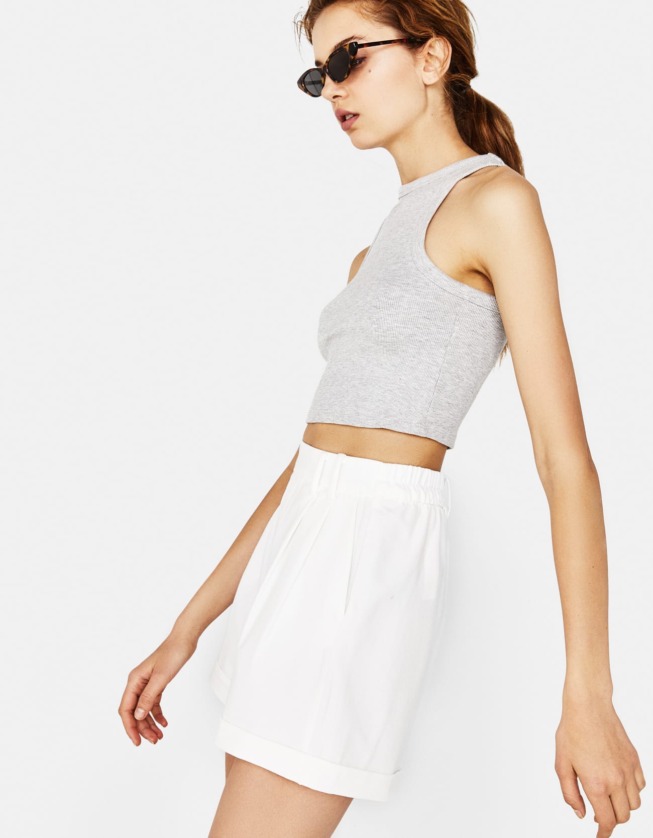 Sleeveless Halter Top Mnml - Gambar 3