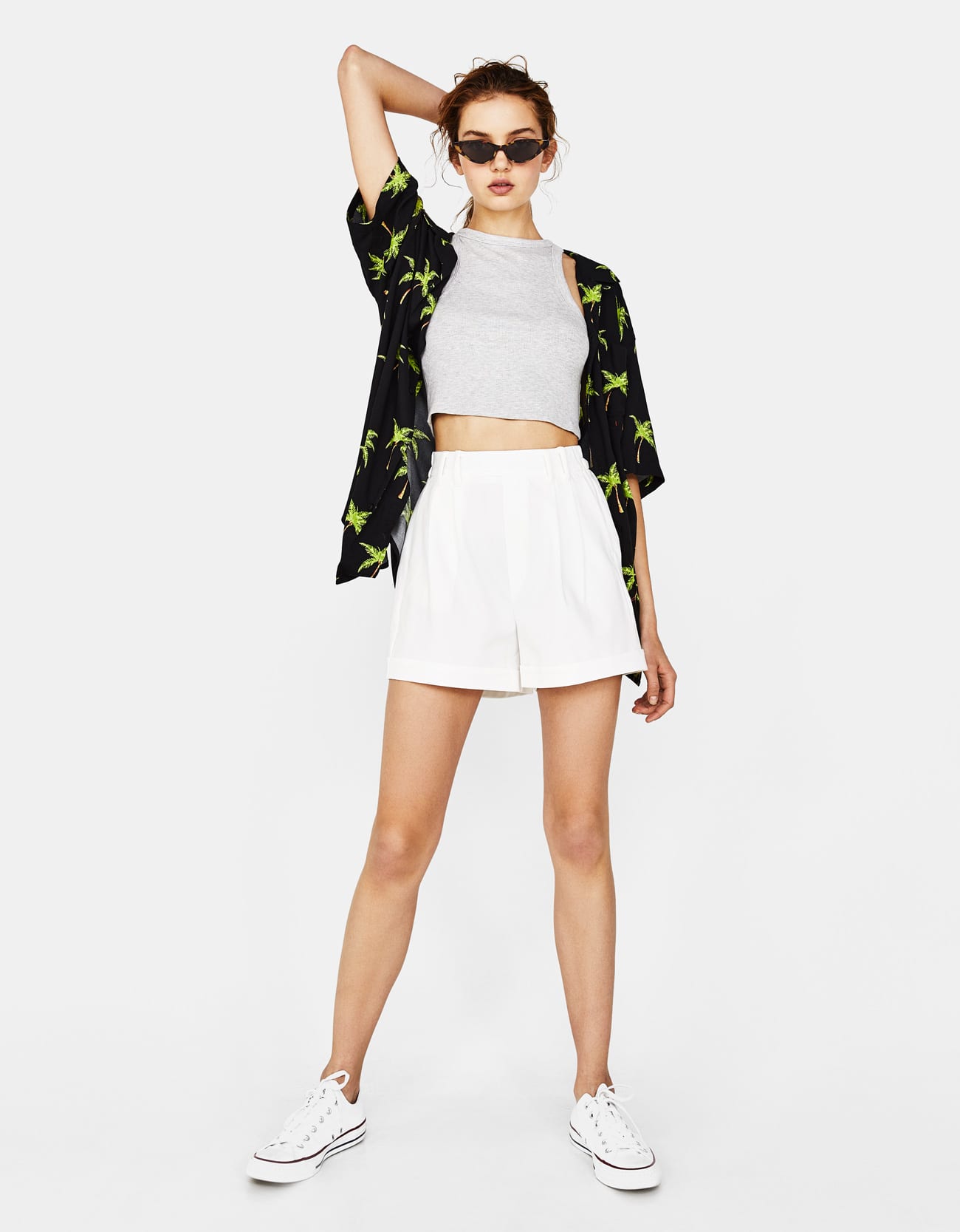 Sleeveless Halter Top Mnml - Gambar 4